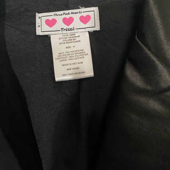 ❤️ Black Terno Blazer with Velvet collar and Pants by:Three Pink Hearts & Valia - Picture 6 of 8